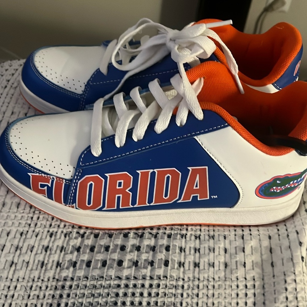 University of Florida Gator Athletic Shoes. Orange and Blue Size9 STS Footwear